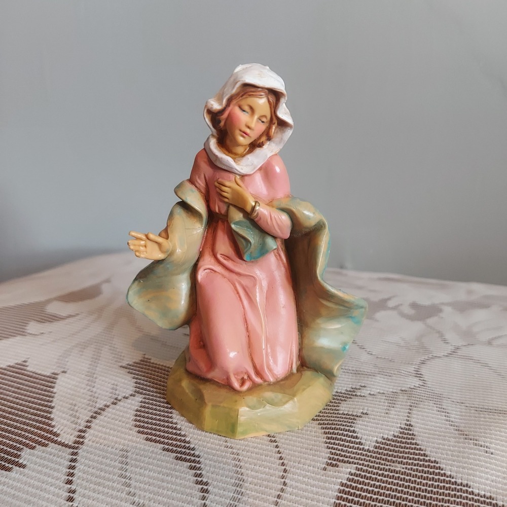 Fontanini Mary Figurine 1991 Depose Italy 4 Inch Nativity Kneeling Virgin Mary